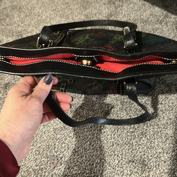 Dooney & Bourke black Disney shoulder bag - Picture 11 of 16